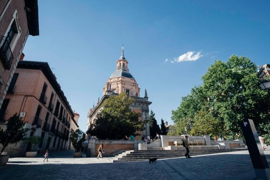 Homeabout Calle Toledo Apartment I Madrid Buitenkant foto